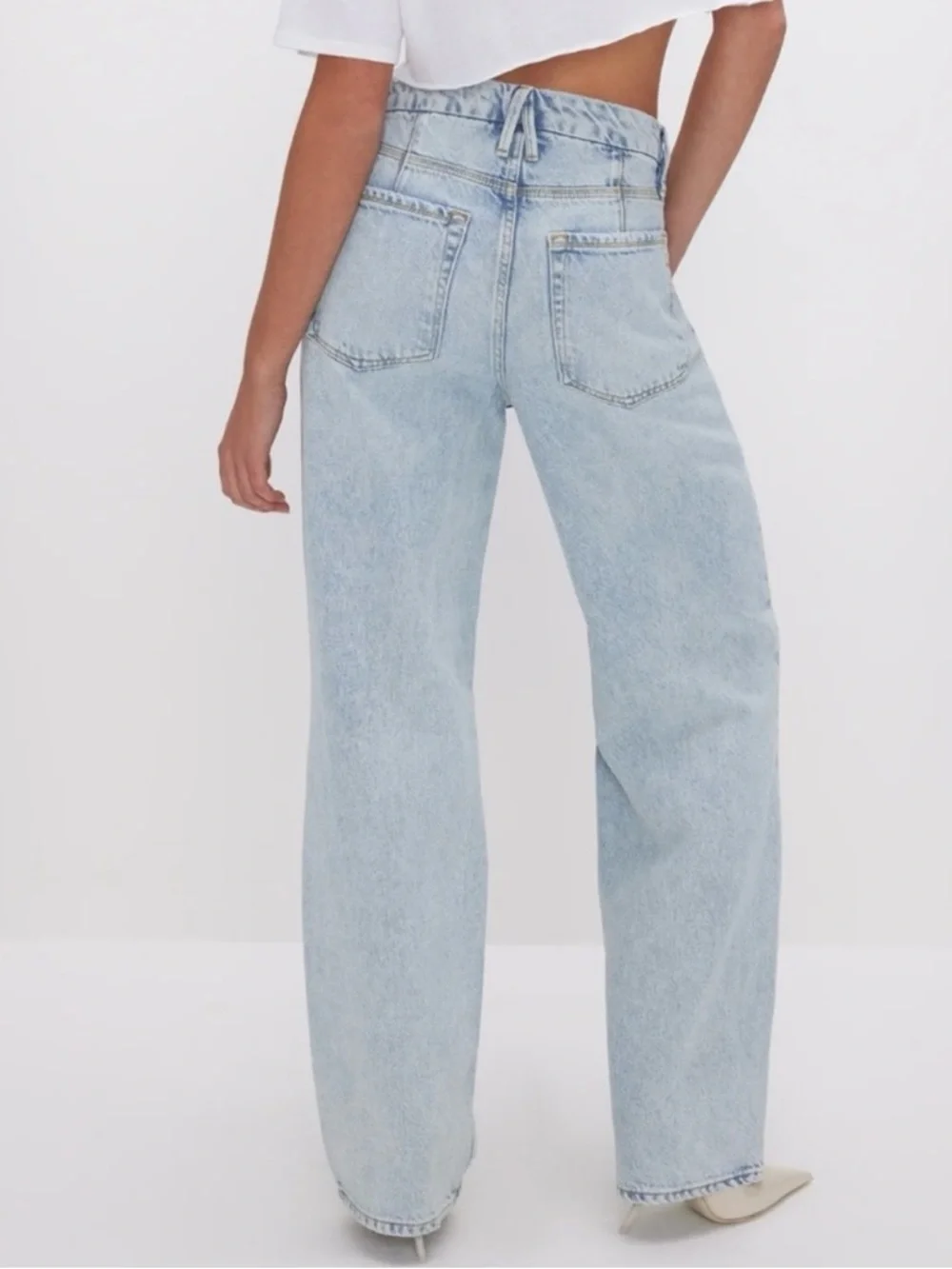 Good American Good 90’s relaxed fit Distressed Straight-Leg Jeans - Picture 3 of 13